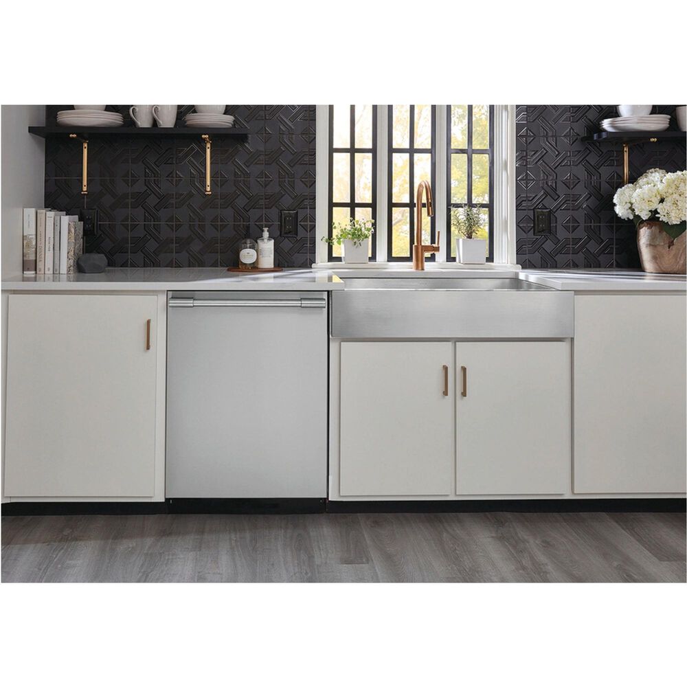 Frigidaire Professional 24&quot; Professional Built-In Bar Handle Dishwasher in Stainless Steel, , large