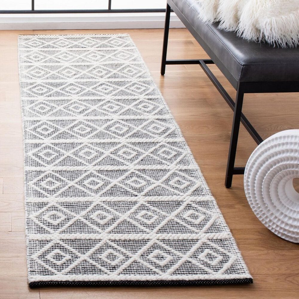 Safavieh Natura NAT477A 2&#39;3&quot; x 8&#39; Ivory and Black Runner, , large