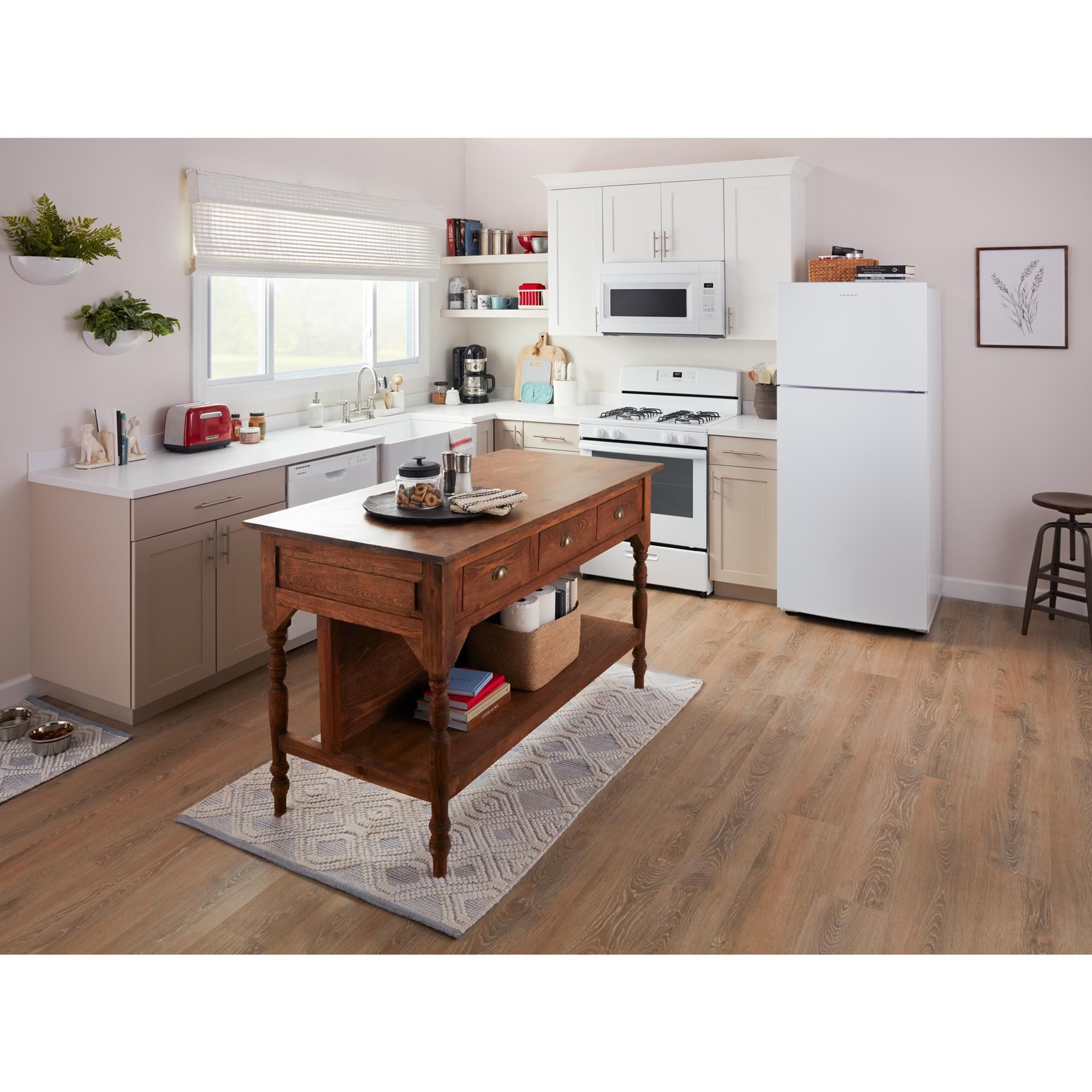 Amana 19 Cu. Ft. Wide Top-Freezer Refrigerator in White