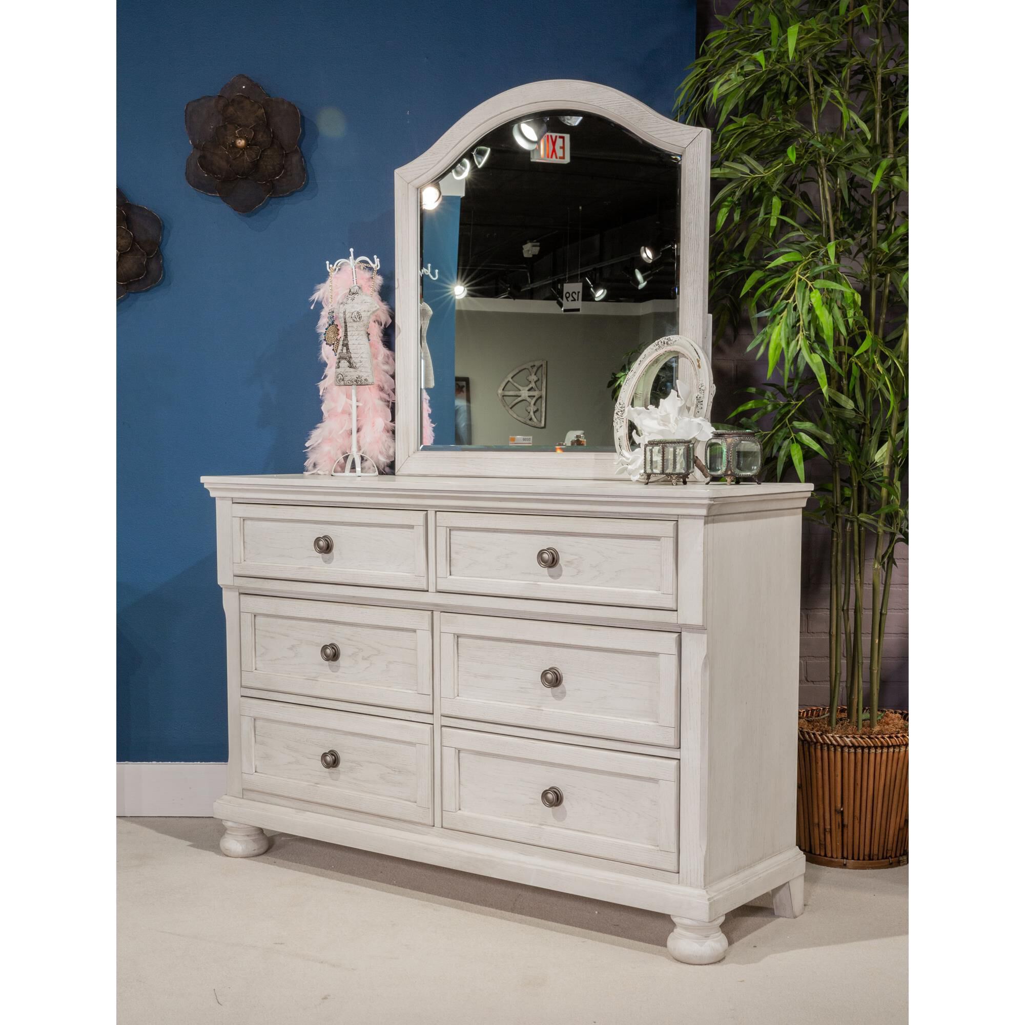 Girls white shop dresser