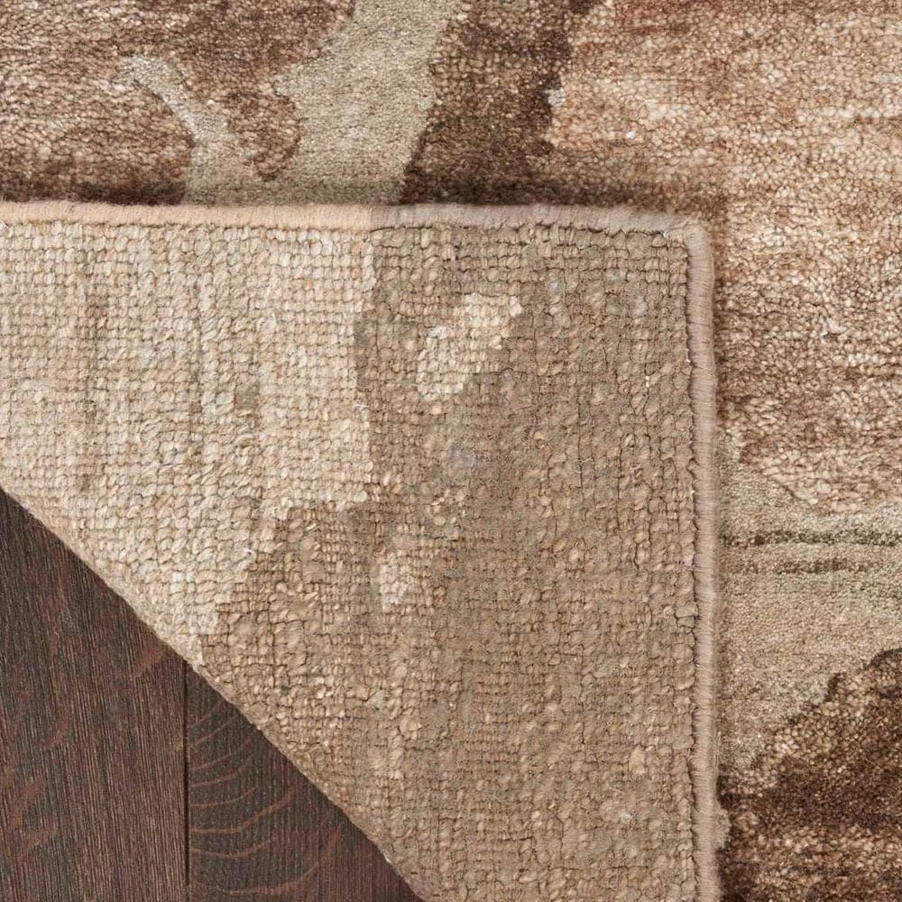 Nourison Silk Shadows 3&#39;9&quot; x 5&#39;9&quot; Beige and Silver Area Rug, , large
