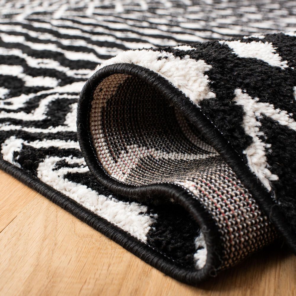 Safavieh Tulum TUL2702&#39; x 8&#39; Black and Ivory Runner, , large