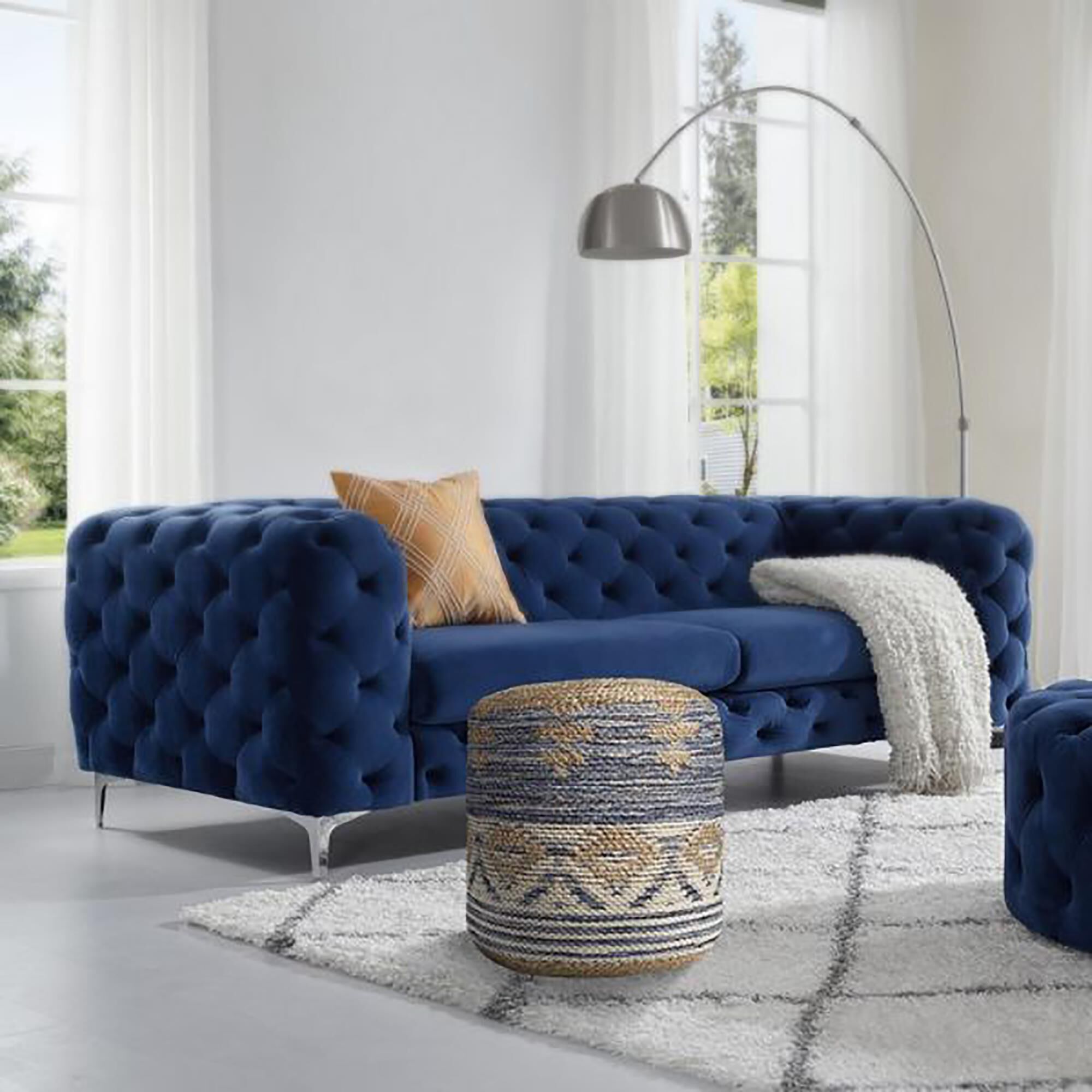 Decorative pouf top