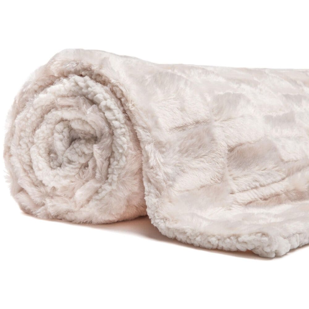 Chanasaya Home 50&quot; x 65&quot; Deco Faux Fur Throw Blanket in Creme, , large