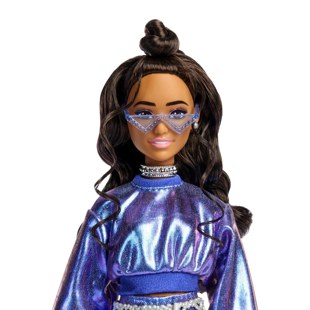 Barbie Deluxe Style - Metallic Outfit Doll No. 7 in Icy Blue, Brown and Silver, , large