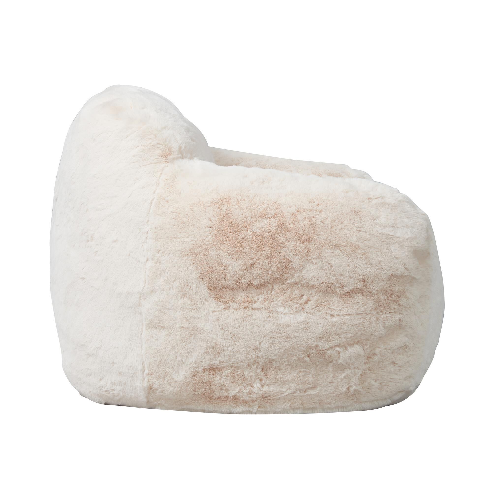 37B Chair in Big Bear Cream NFM