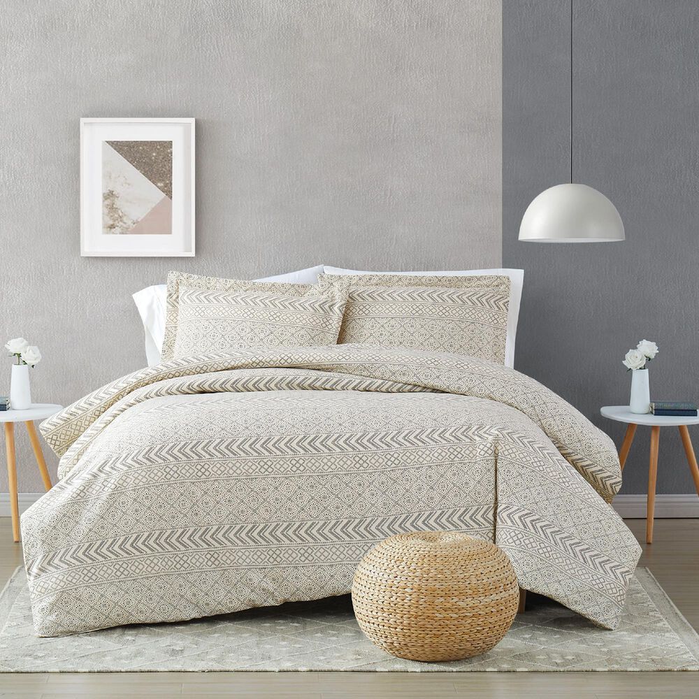 Pem America Chase 3-Piece King Quilt Set in Cream and Black, , large