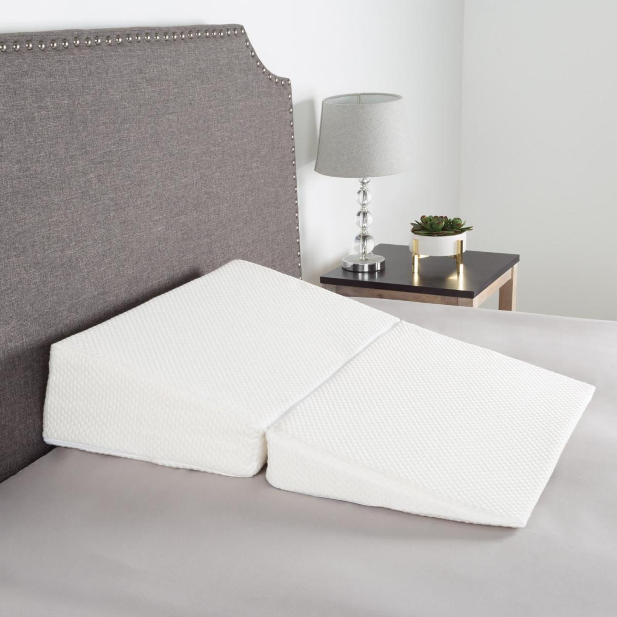 Timberlake Lavish Home Folding Wedge Memory Foam Pillow in Ivory NFM