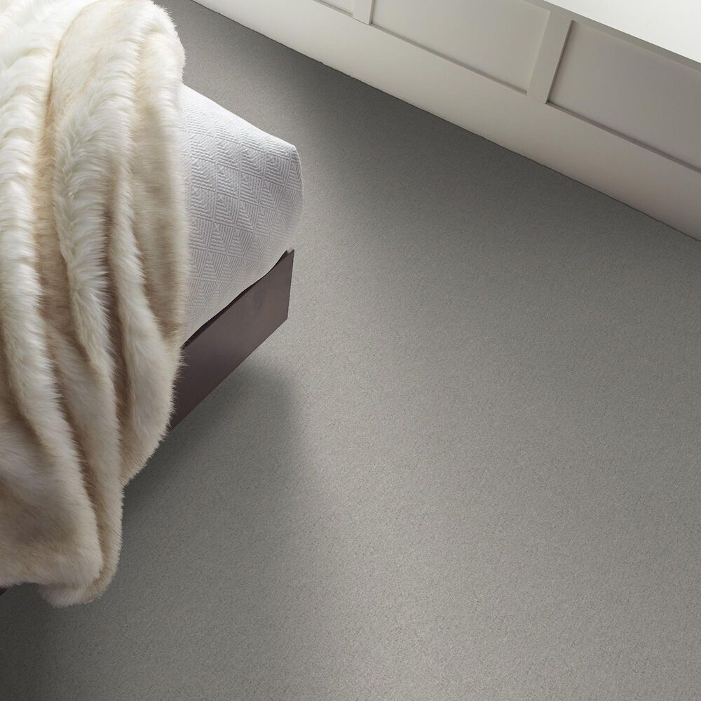 Shaw Parallel Carpet in Silver, , large