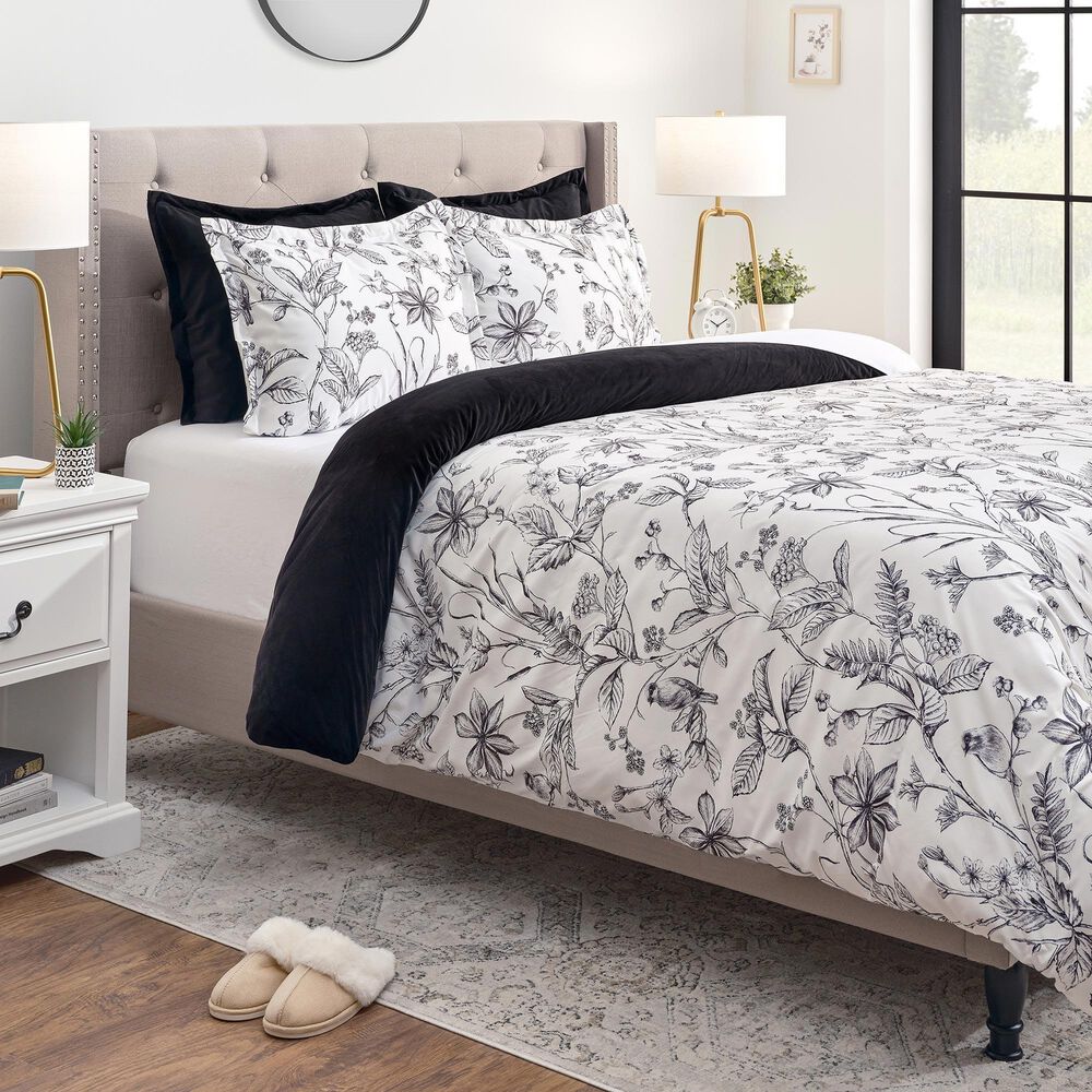 Grove 5-Piece King Duvet Cover Set in Black and White, , large