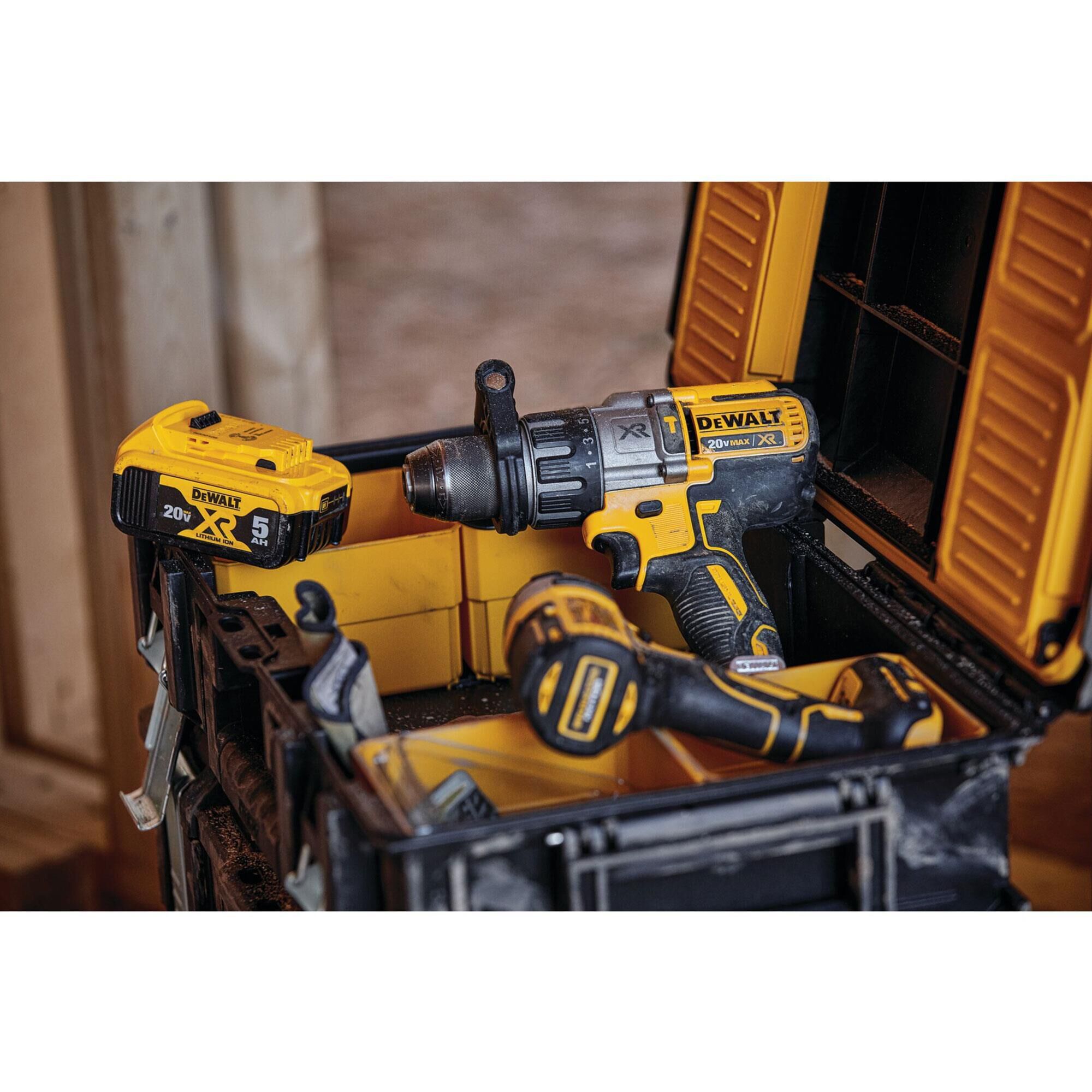 DeWALT 20V Max XR 5Ah Premium Battery NFM