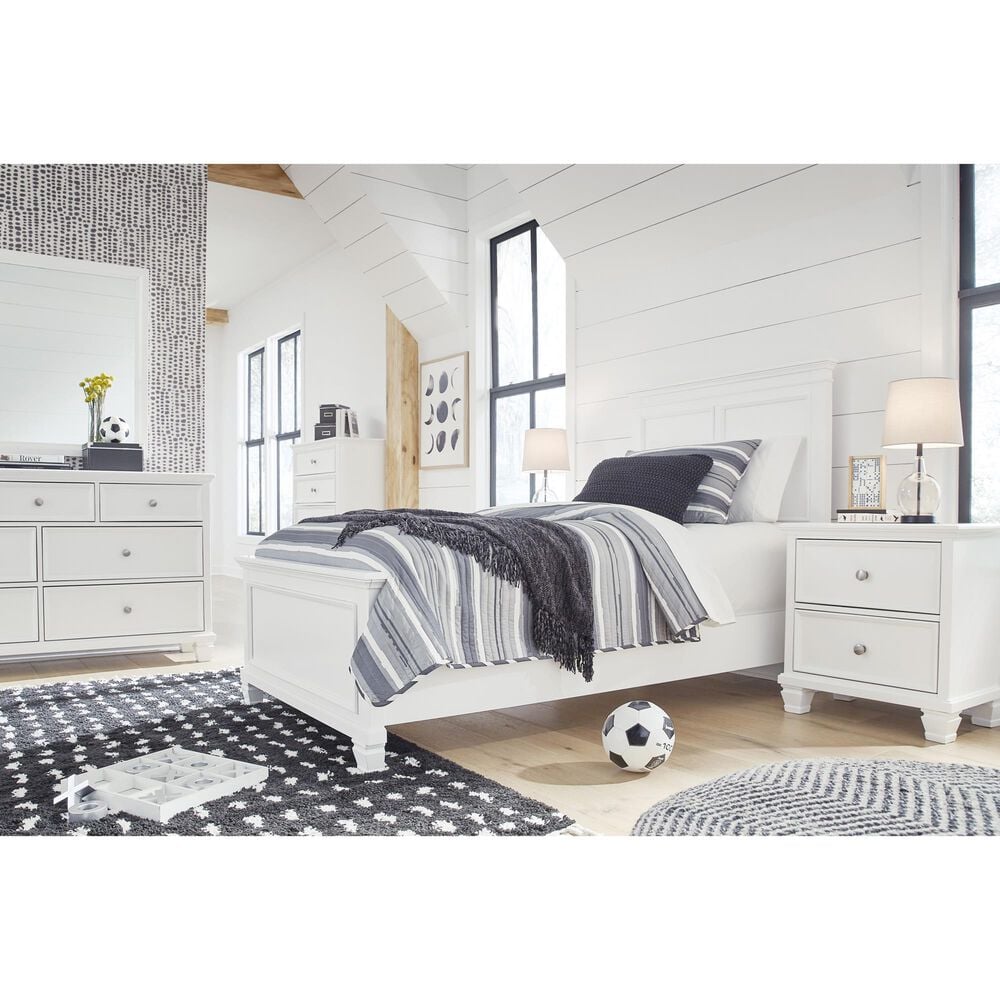 Ashley Fortman Twin Panel Bed in White, , large
