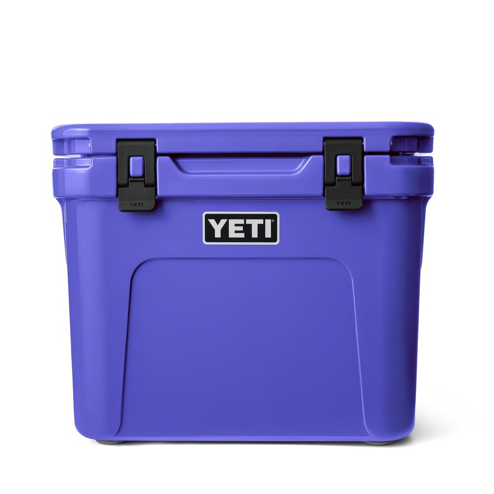YETI Roadie 32 Wheeled Cooler in Ultramarine Violet, , large