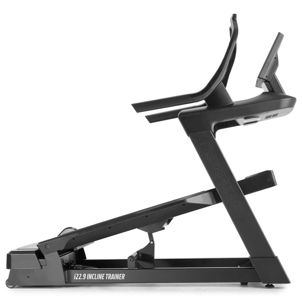 FreeMotion 22 Series Incline Trainer in Flat Black, , large