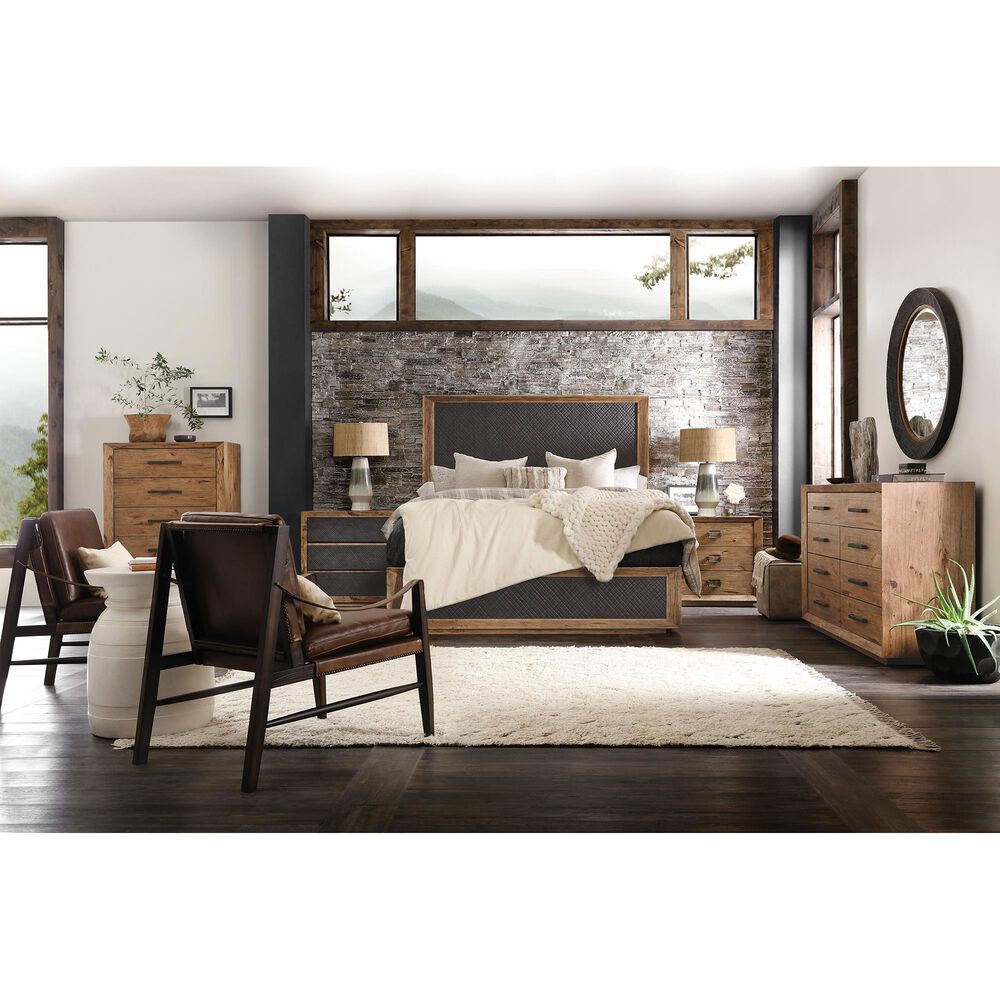 Hooker Furniture Big Sky 3-Drawer Bachelor Chest in Vintage Natural, , large