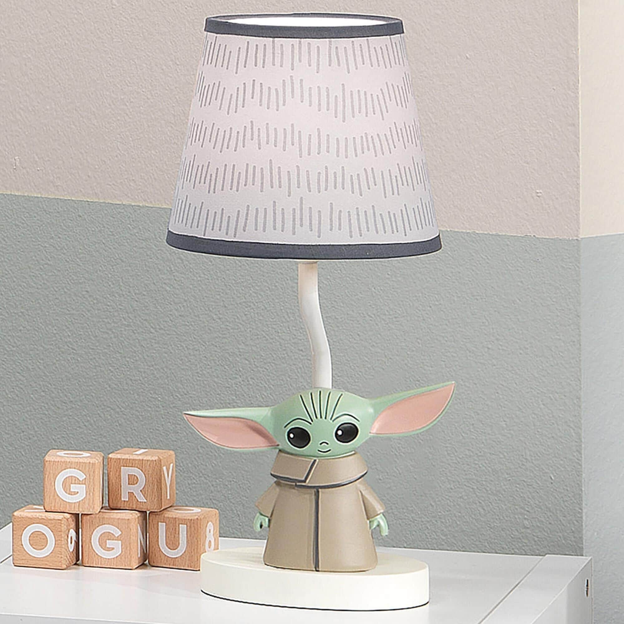 Yoda desk lamp discount