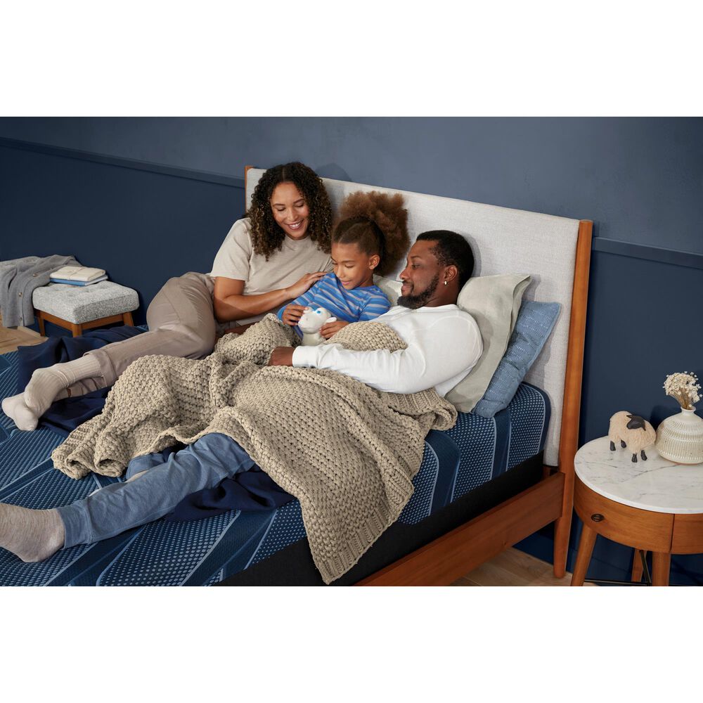 Serta iSeries NXG 4500 Hybrid Plush Flex Head Queen Mattress, , large