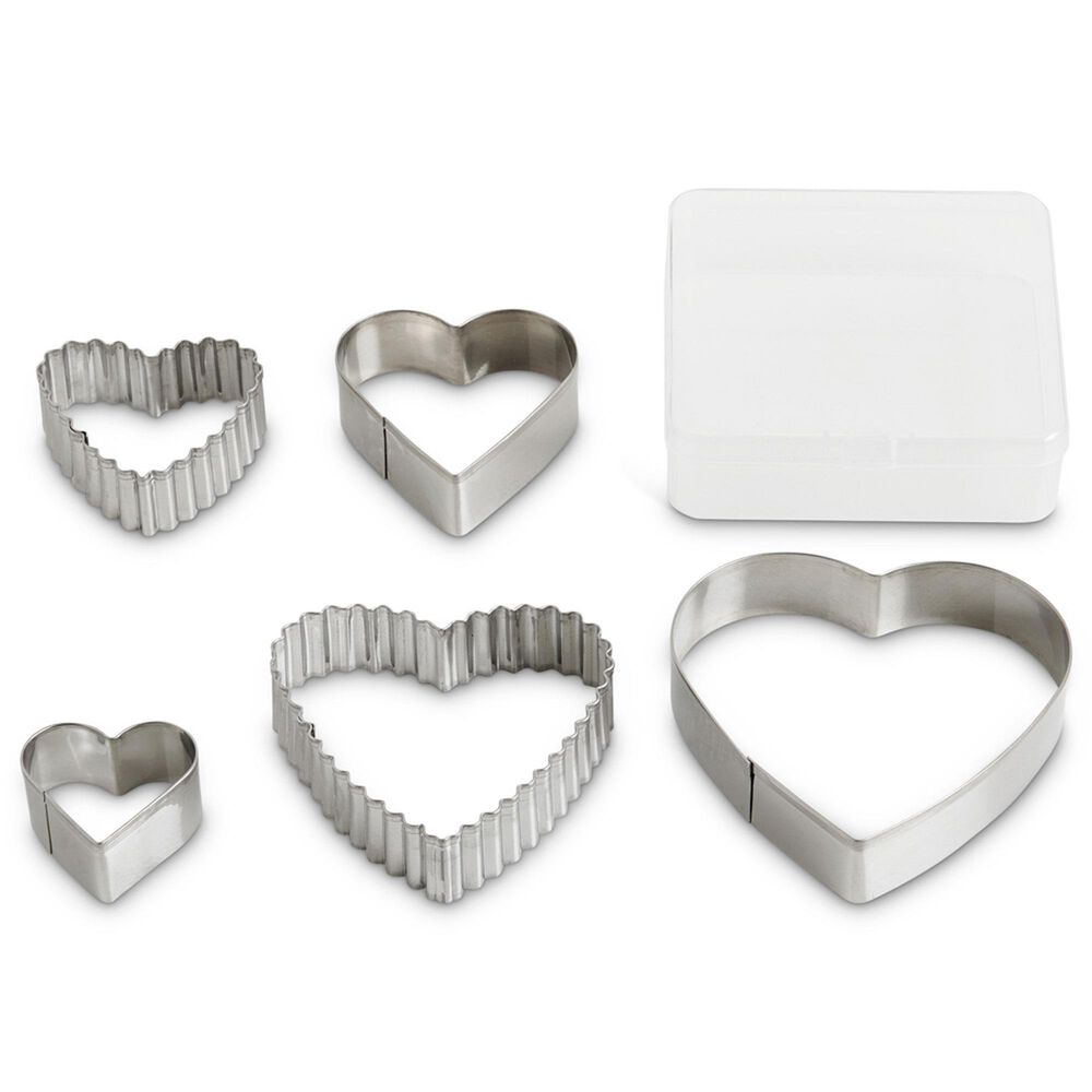 Mrs. Anderson&#39;s 5-Piece Baking Heart Cutter with Storage Container in Stainless Silver, , large