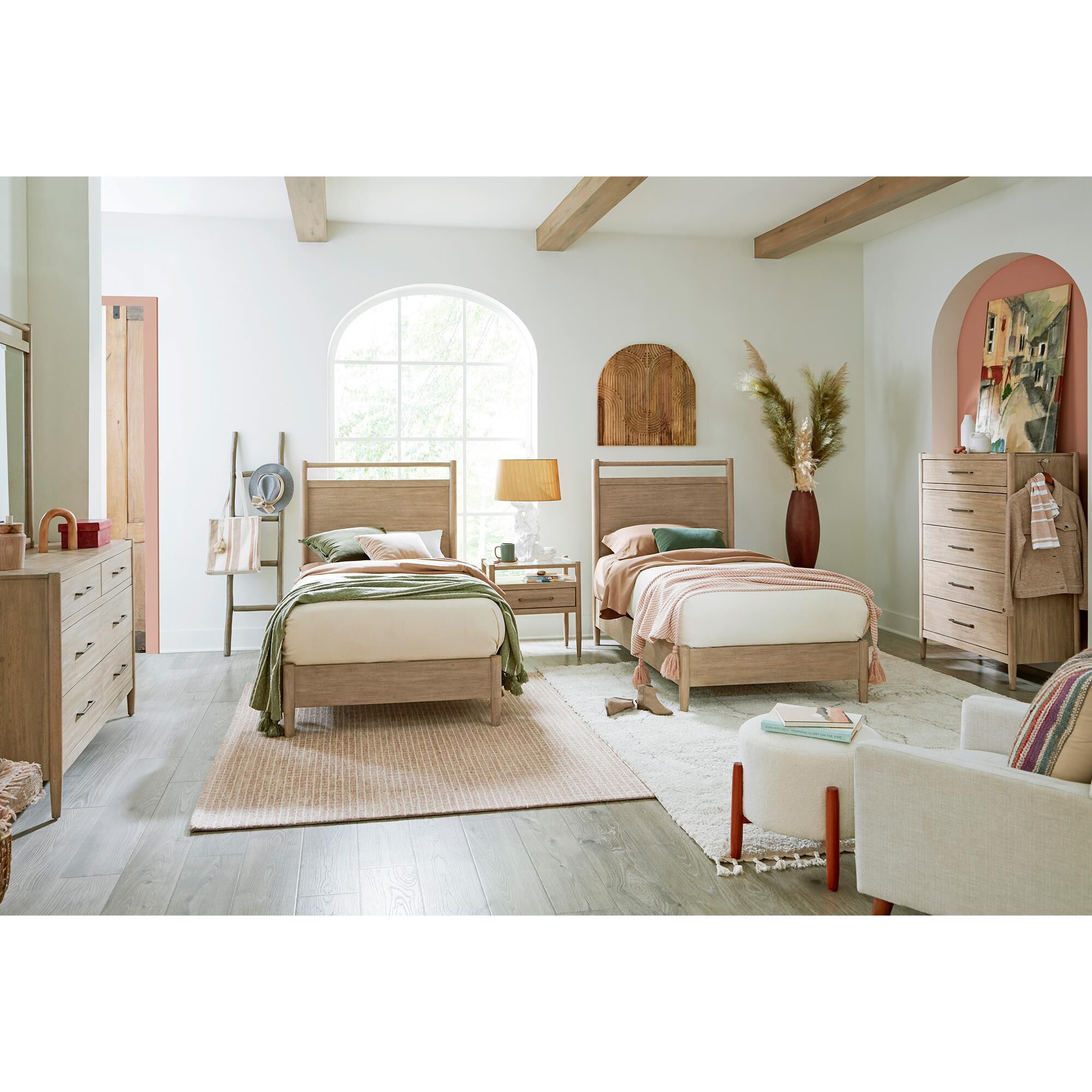 Riva Ridge Shiloh Dresser in Champagne Brown