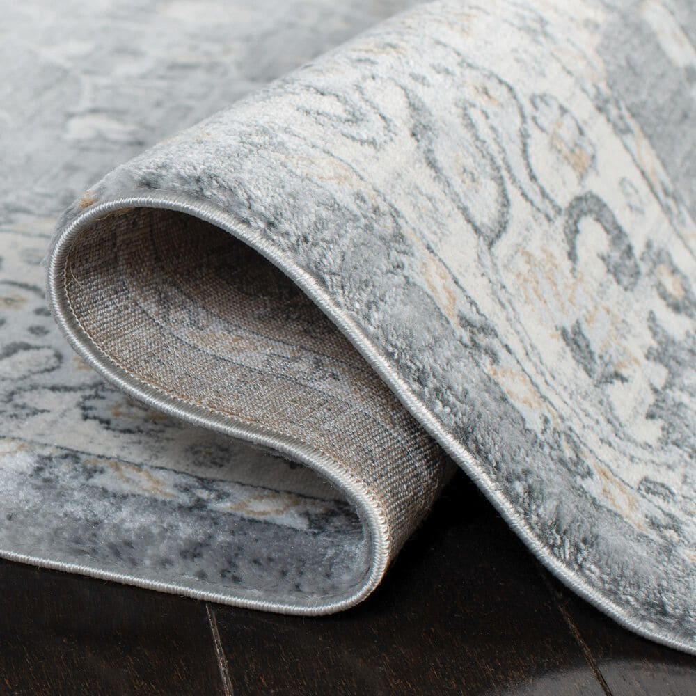 Safavieh Isabella ISA940F 5&#39;3&quot; x 7&#39;6&quot; Gray and Cream Area Rug, , large
