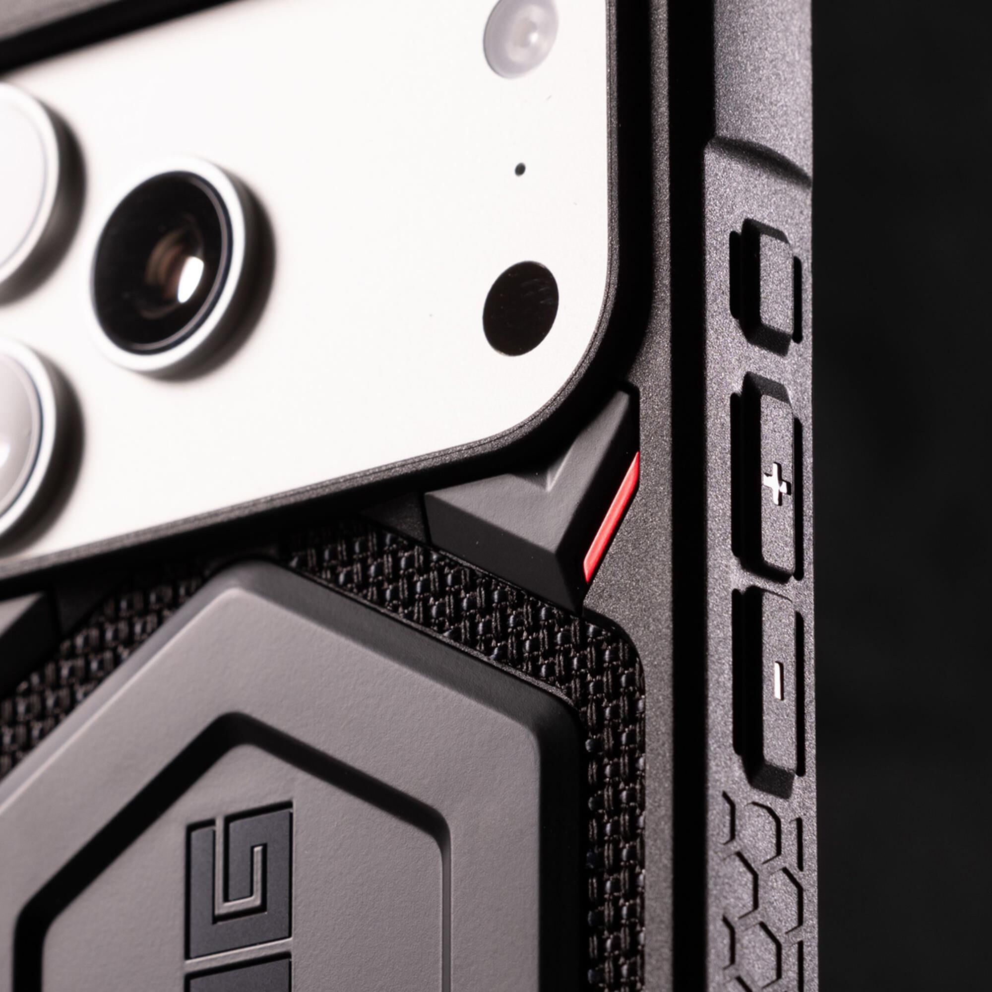 UAG Monarch Pro Case For Apple 2025 Iphone 6.9 Pro Max - Kevlar Black