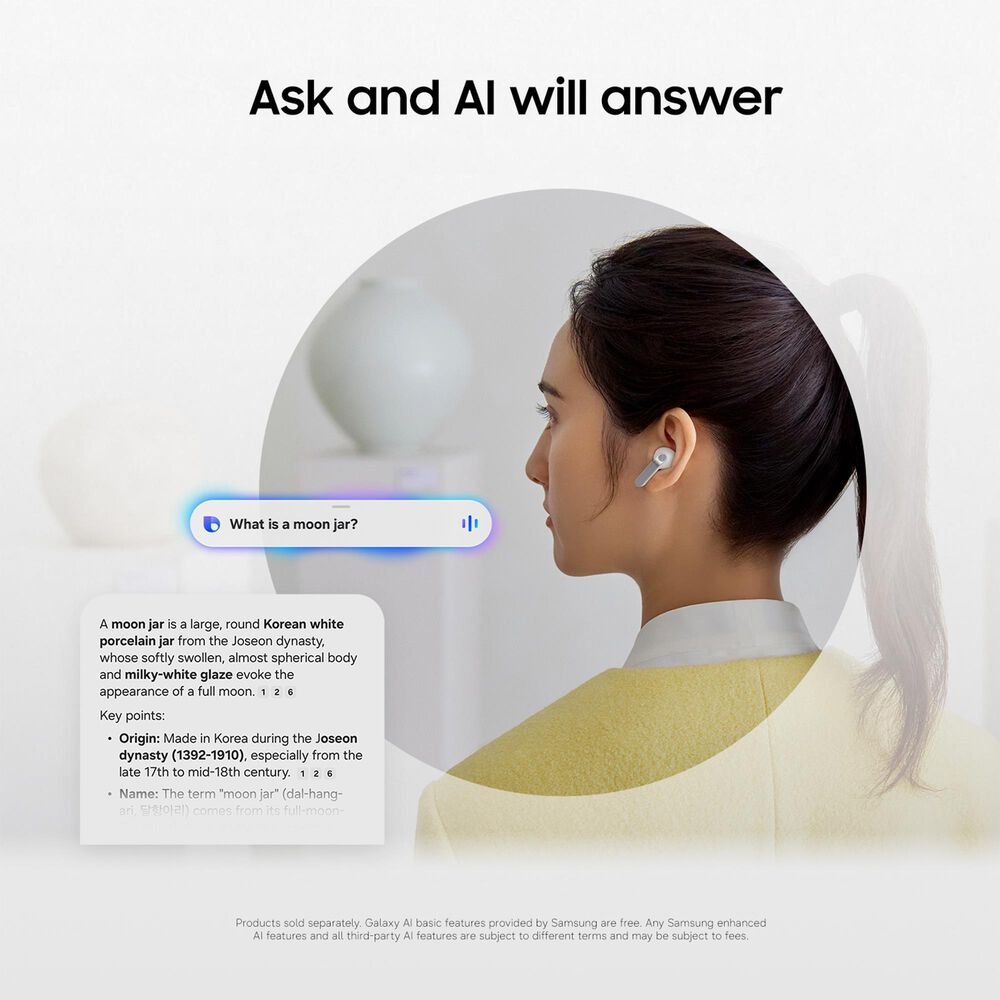 Samsung Galaxy Buds4 Pro in White, , large