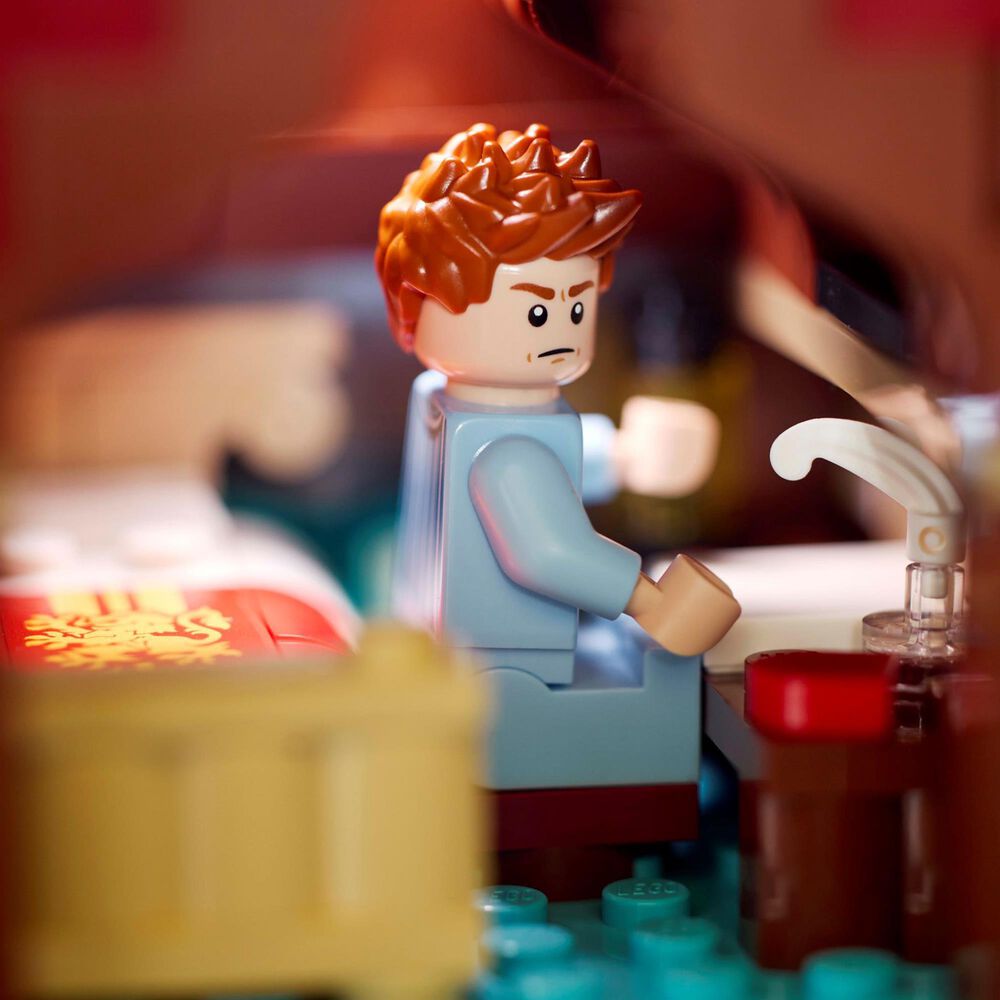 LEGO Harry Potter The Burrow, , large