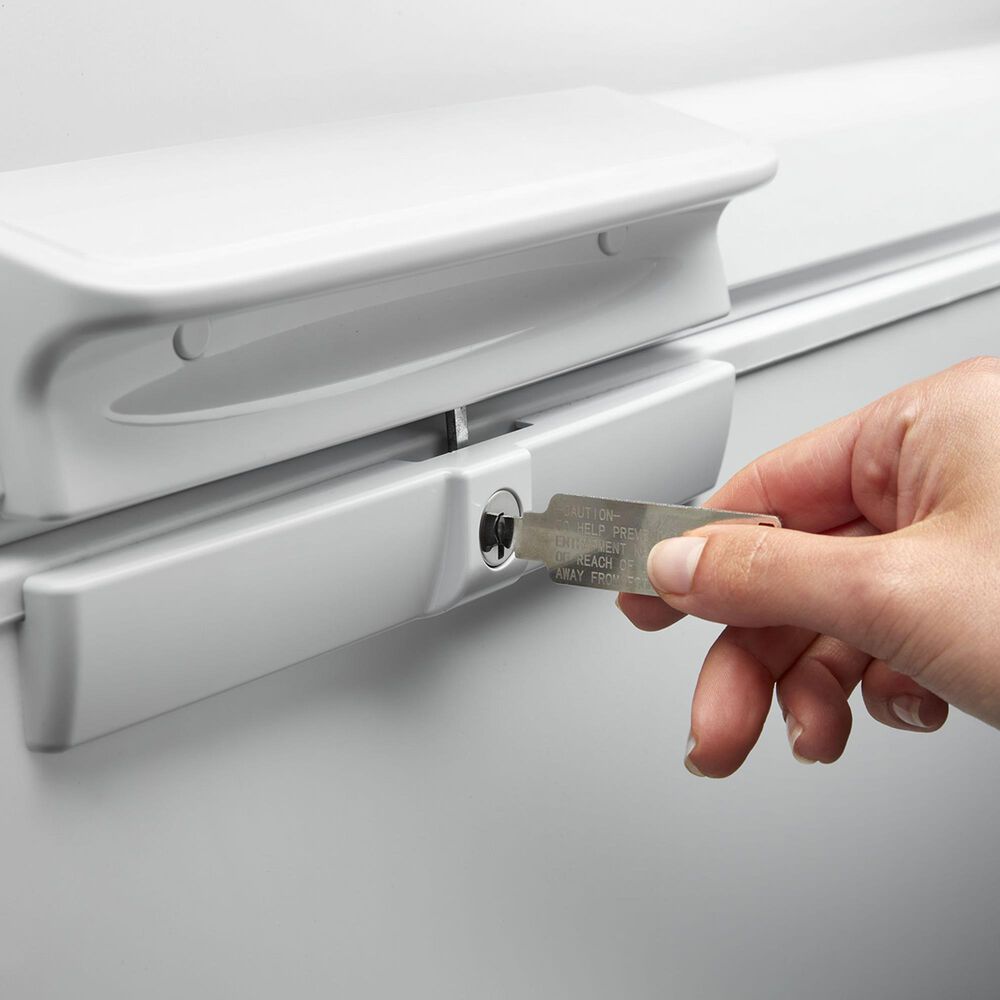 Whirlpool 16 Cu. Ft. Convertible Chest Freezer in White, , large