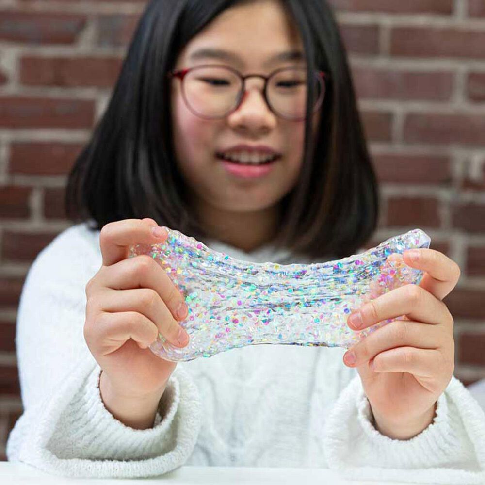 Crazy Aaron's Thinking Putty Rainbow Silicone in Clear NFM