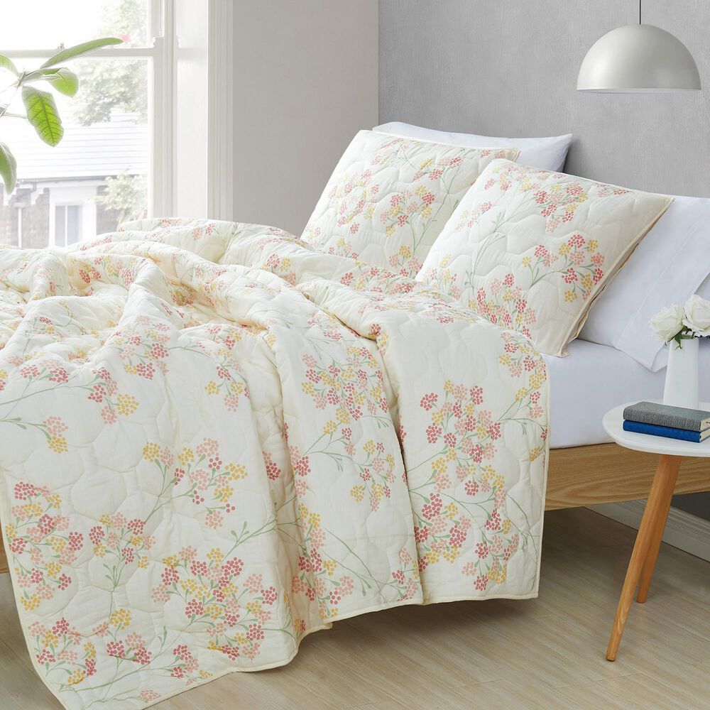 Pem America Vivian 3-Piece Full/Queen Quilt Set in Ivory, Red, Yellow and Green, , large