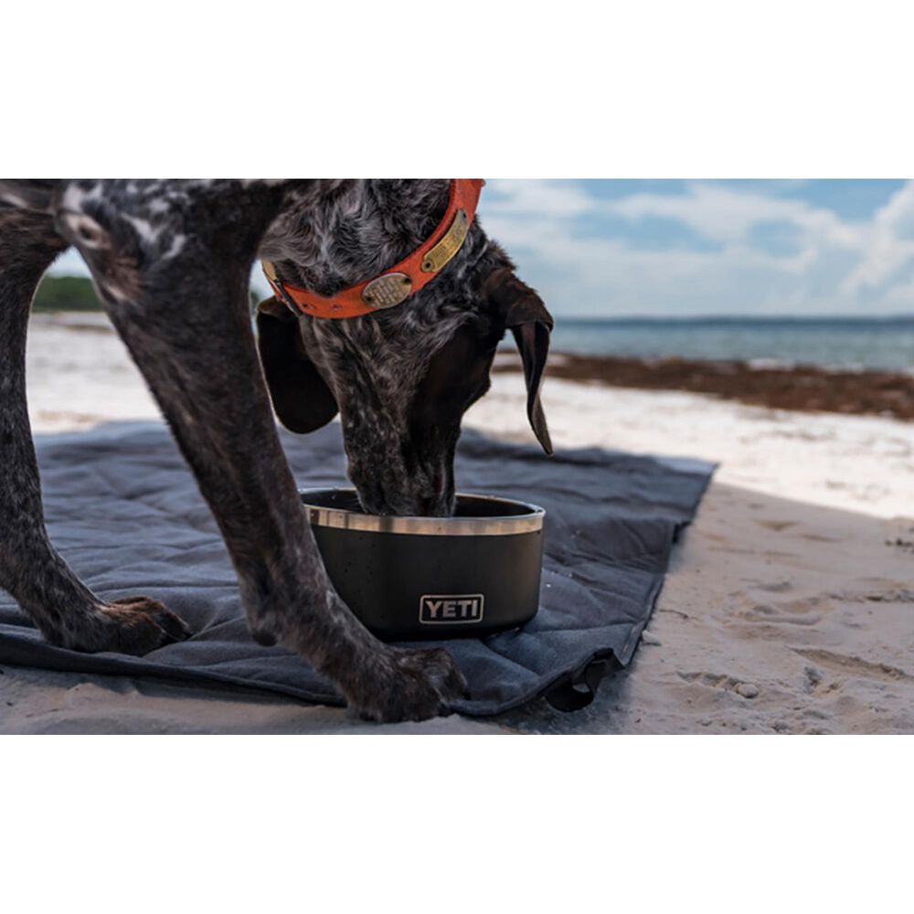 YETI Boomer 8 Dog Bowl in Black Nebraska Furniture Mart