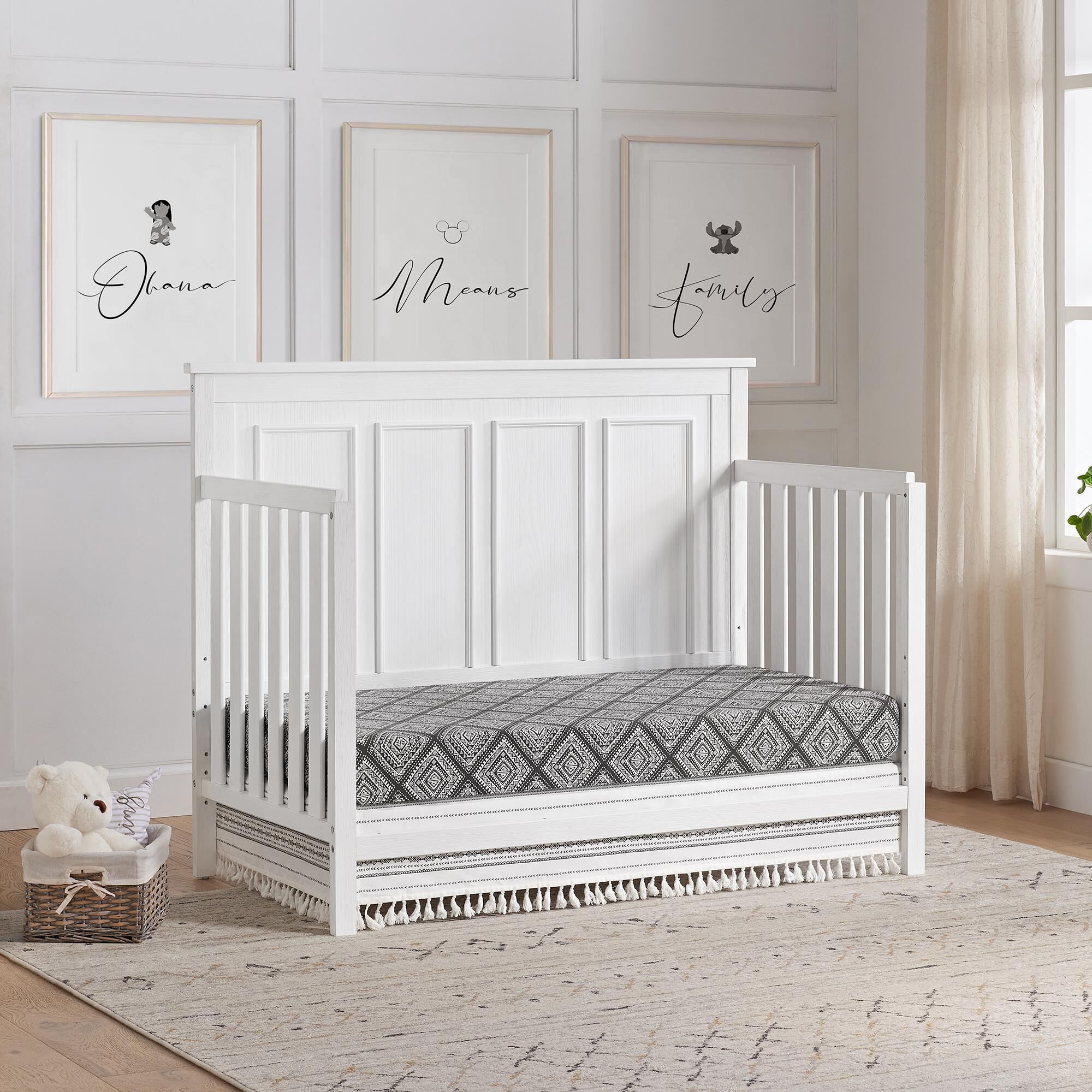 Pottery barn shop skylar crib