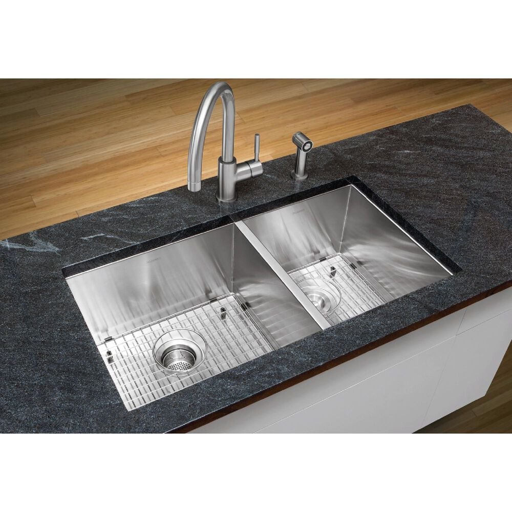 Blanco Quatrus 33&quot; R0 1-3/4 Double Bowl Kitchen Sink in Refined Brushed, , large