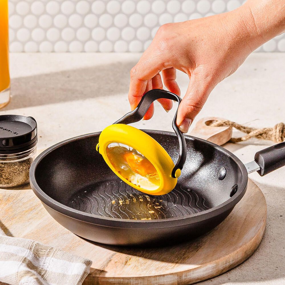 Dreamfarm Flegg Flip Serve Egg Ring in Yellow and Black &#40;Set of 2&#41;, , large
