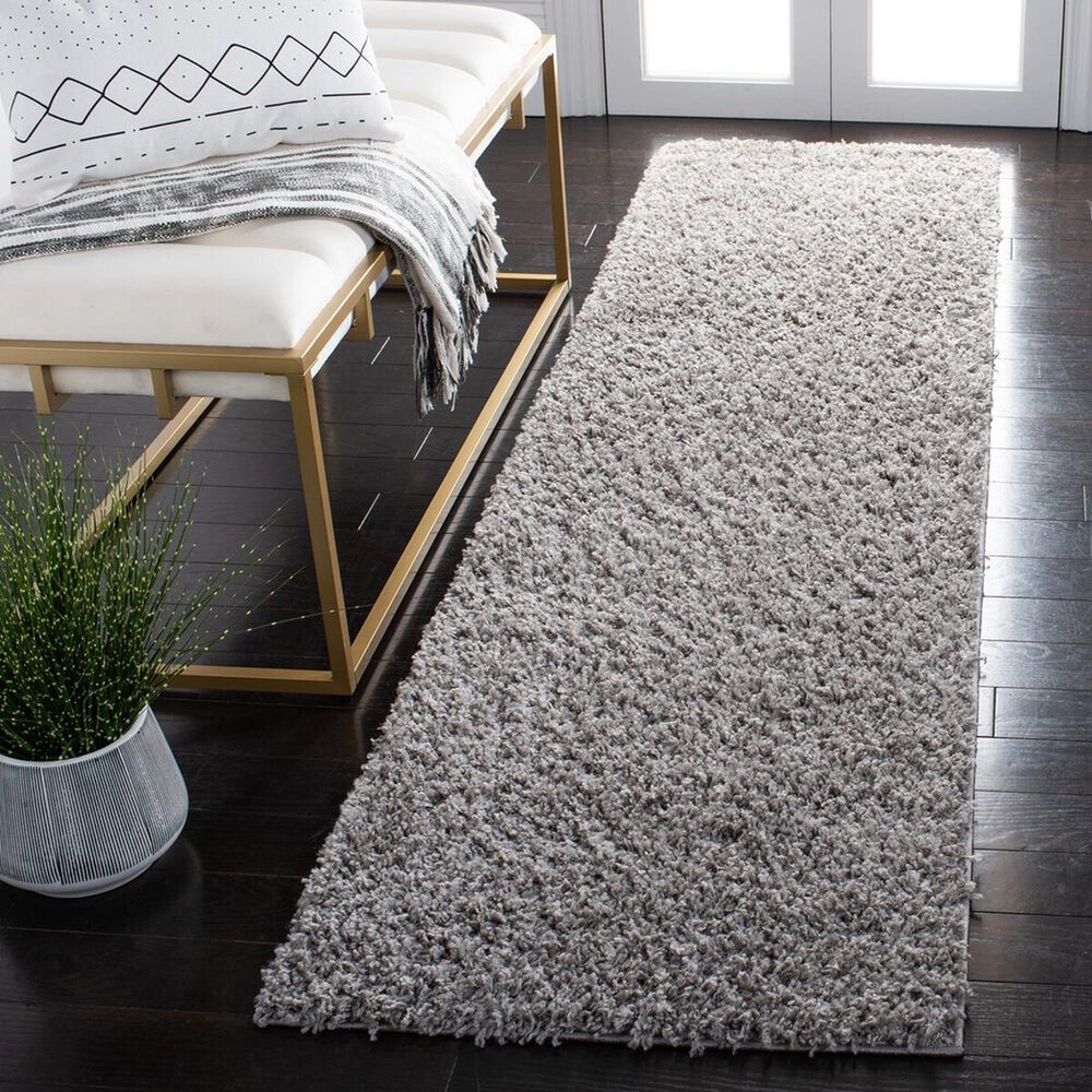 Safavieh Venus Shag 2&#39;2&quot; x 6&#39; Grey Runner, , large