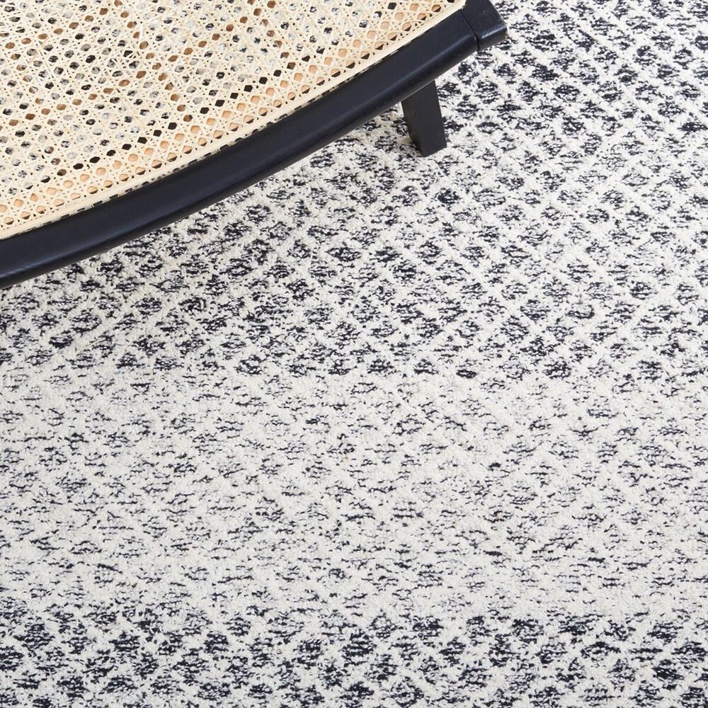 Safavieh Micro-Loop 4&#39; x 6&#39; Black and Ivory Area Rug, , large