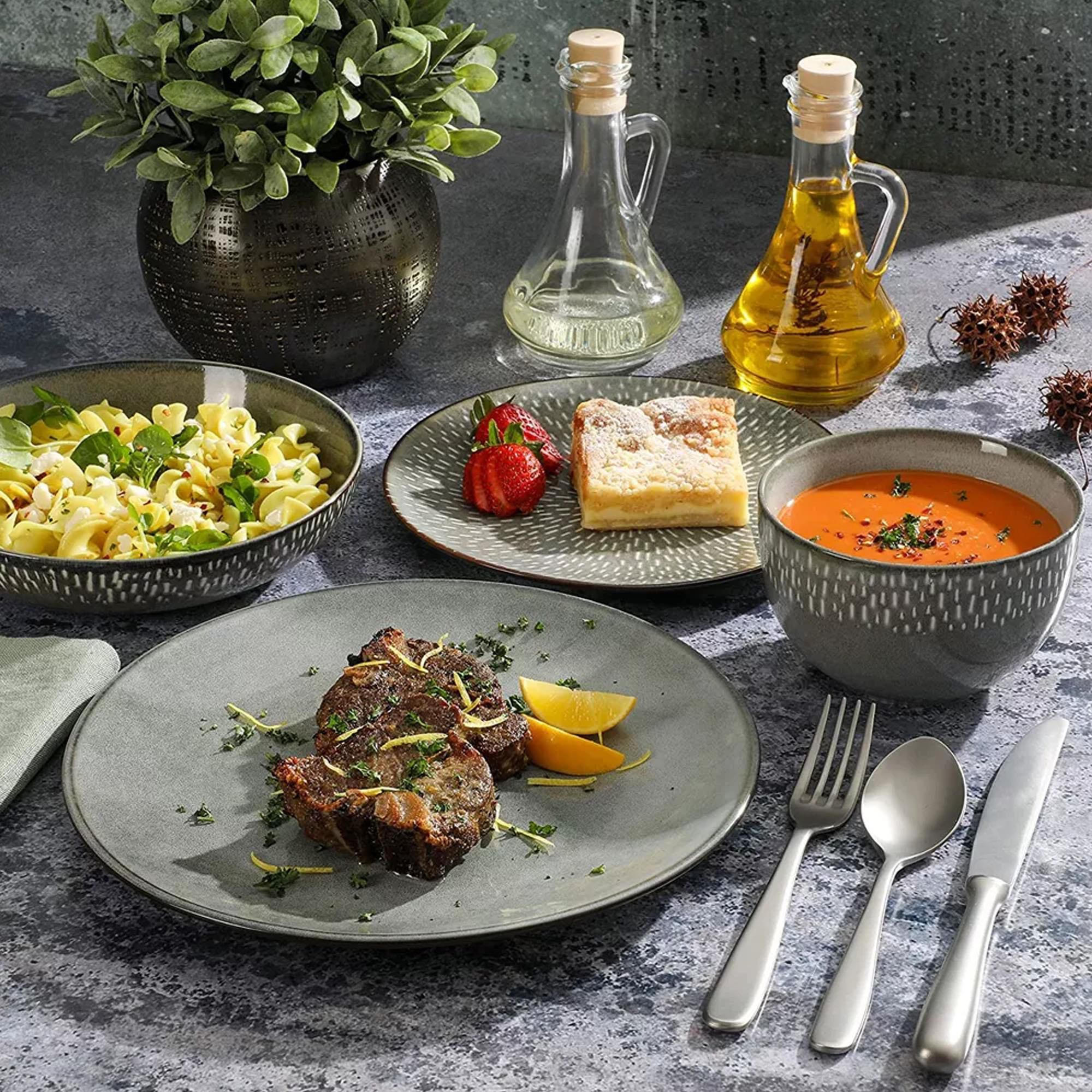 Gibson Homewares Matisse 16-Piece Dinnerware Set in Grey