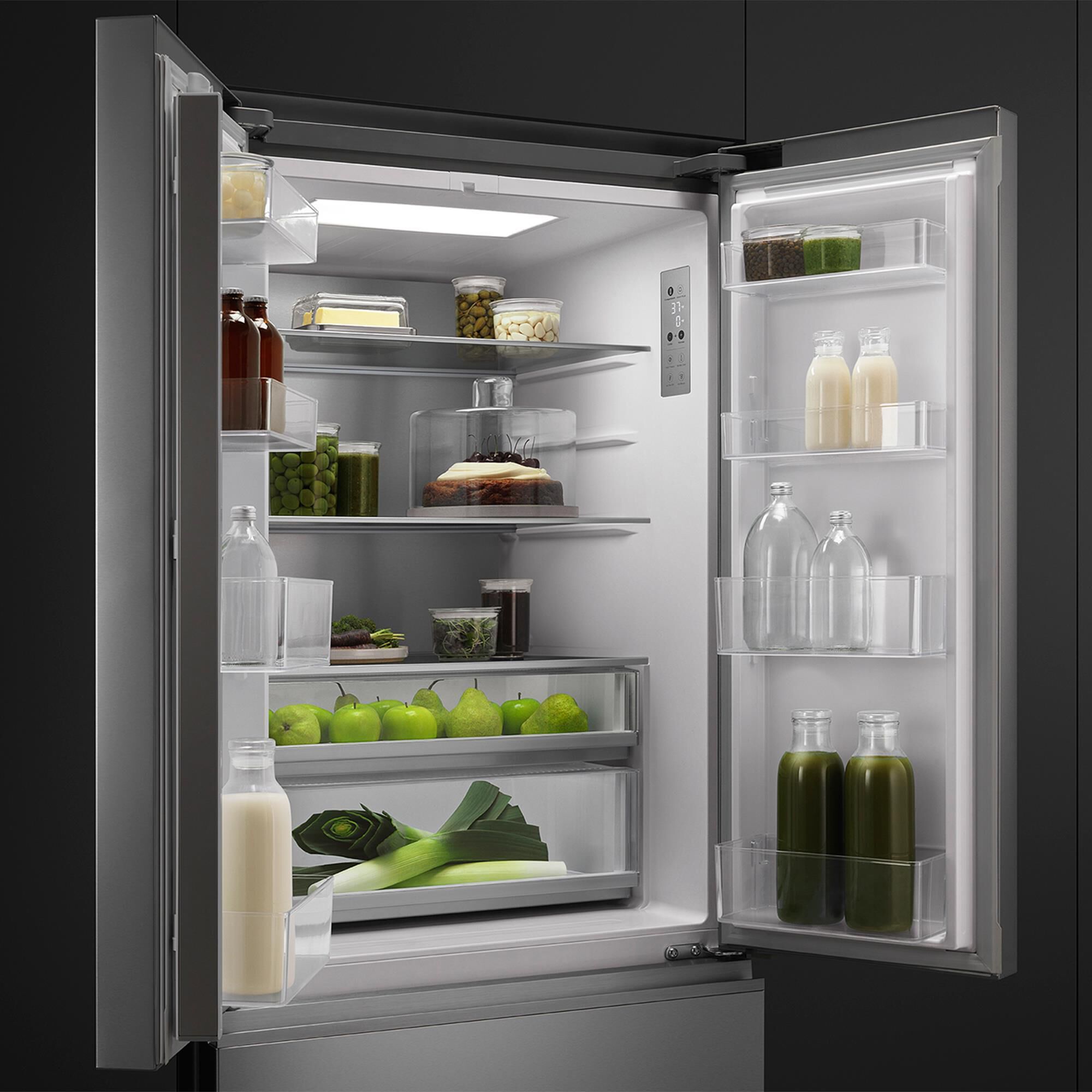 Fisher & Paykel Series 7 18 Cu. Ft. French Door Refrigerator