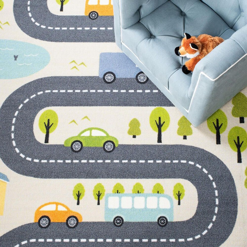 Safavieh Kids Playhouse 5' Round Beige and Green Rug, , large