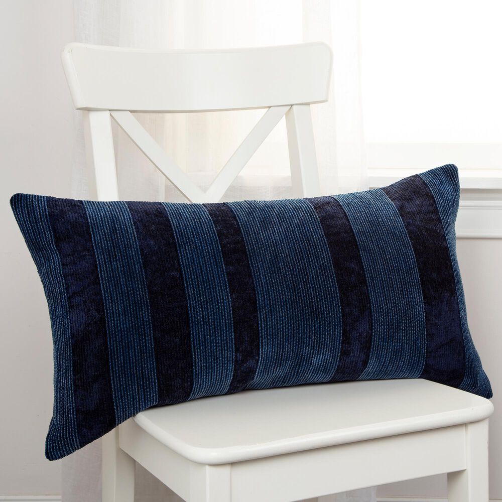 Rizzy Home Transitional Solid 14&quot; x 26&quot; Down Filled  Pillow in Navy, , large