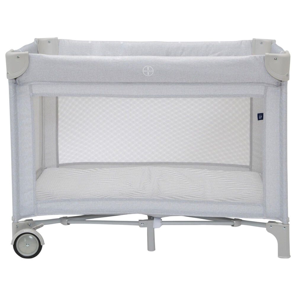 Delta Deluxe Play Yard in Grey Stripes, , large