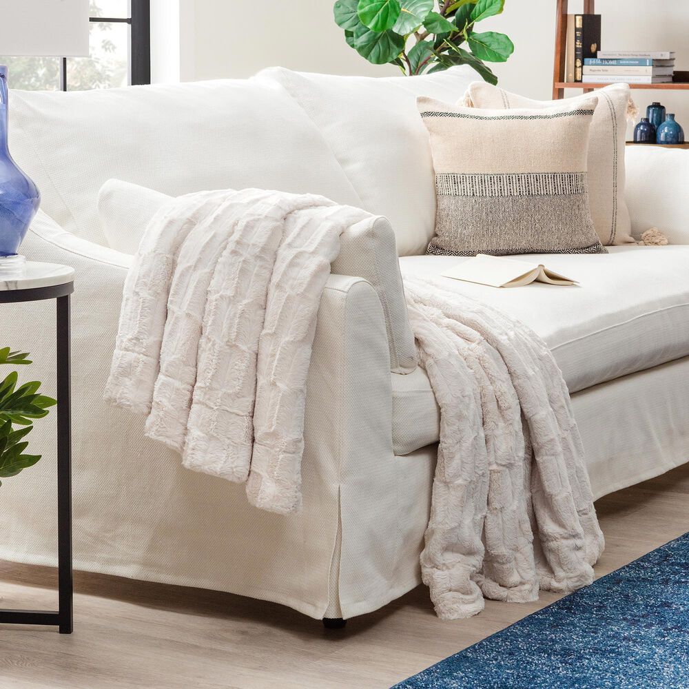 Chanasaya Home 50&quot; x 65&quot; Deco Faux Fur Throw Blanket in Creme, , large