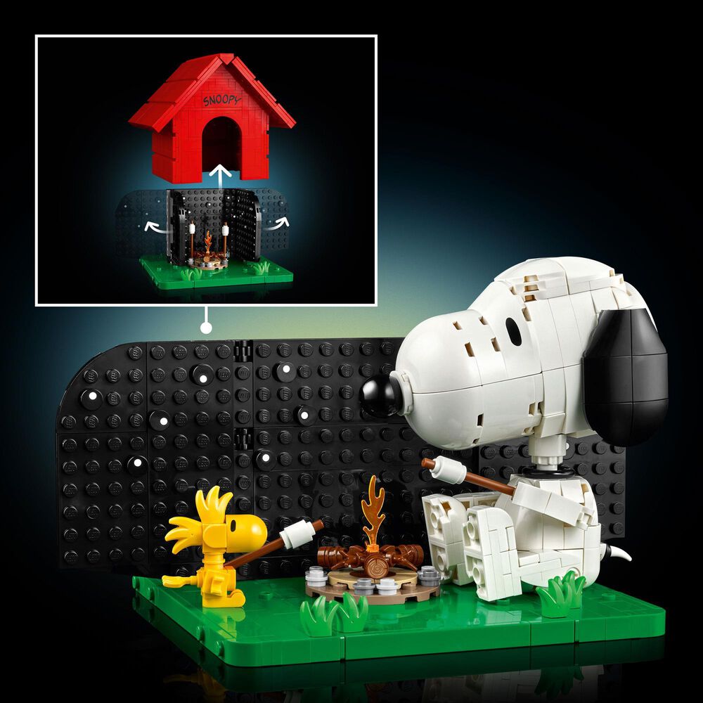 LEGO Ideas Peanuts Snoopy's Doghouse Building Set, , large