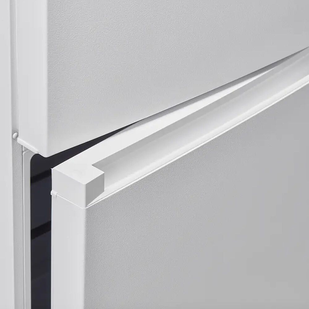 Midea 20.5 Cu. Ft. Garage Ready Top-Freezer Refrigerator in White, , large