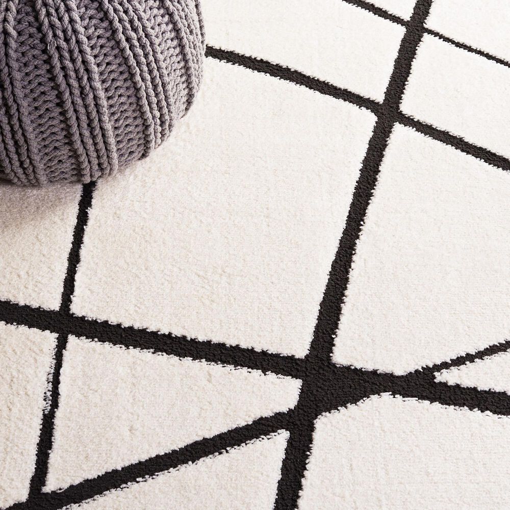 Safavieh Melody MEL120A 4&#39; x 6&#39; Ivory and Black Area Rug, , large