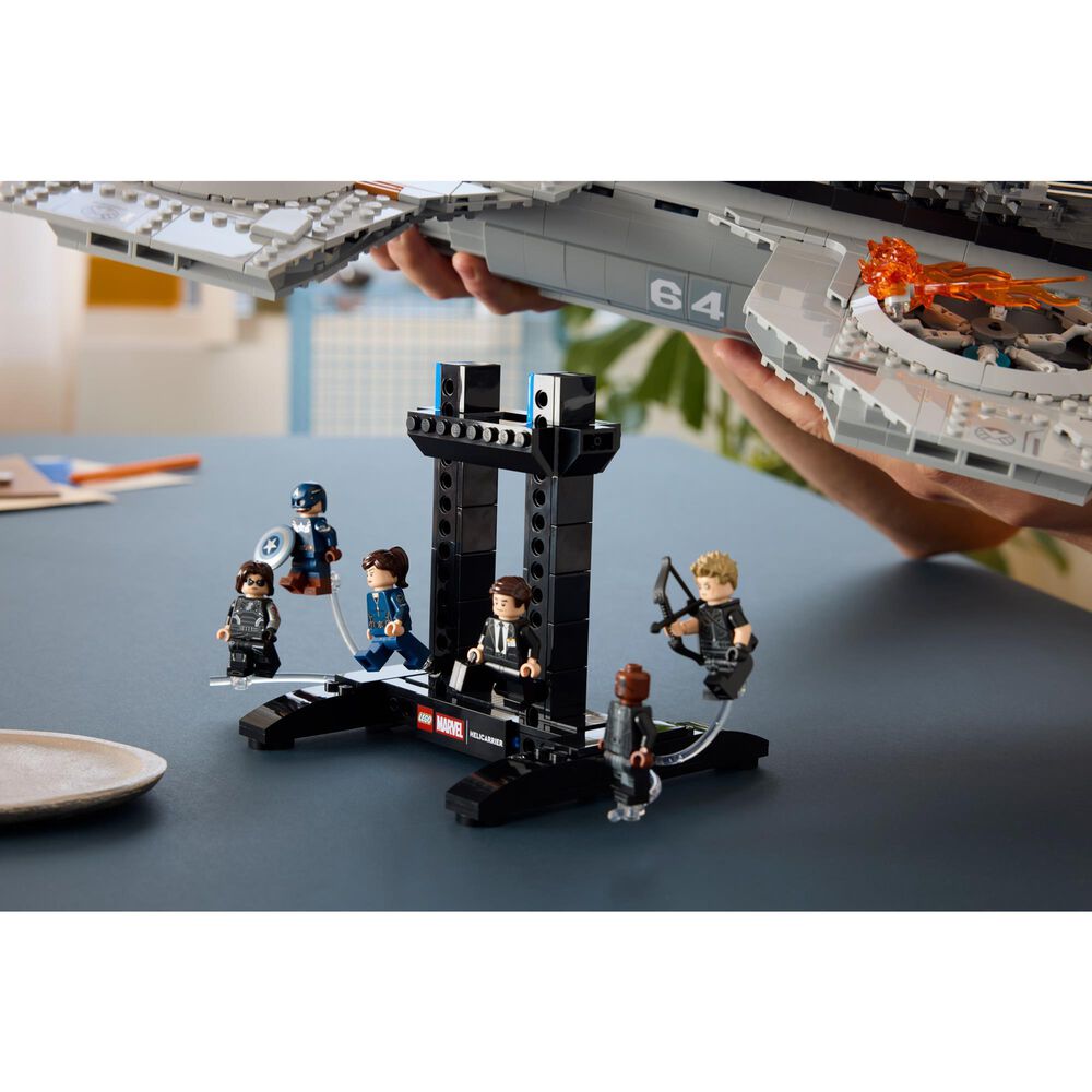 LEGO S.H.I.E.L.D. Helicarrier Building Set, , large