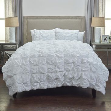Rizzy Home Day Dream 108" x 92" Quilt in White, , large