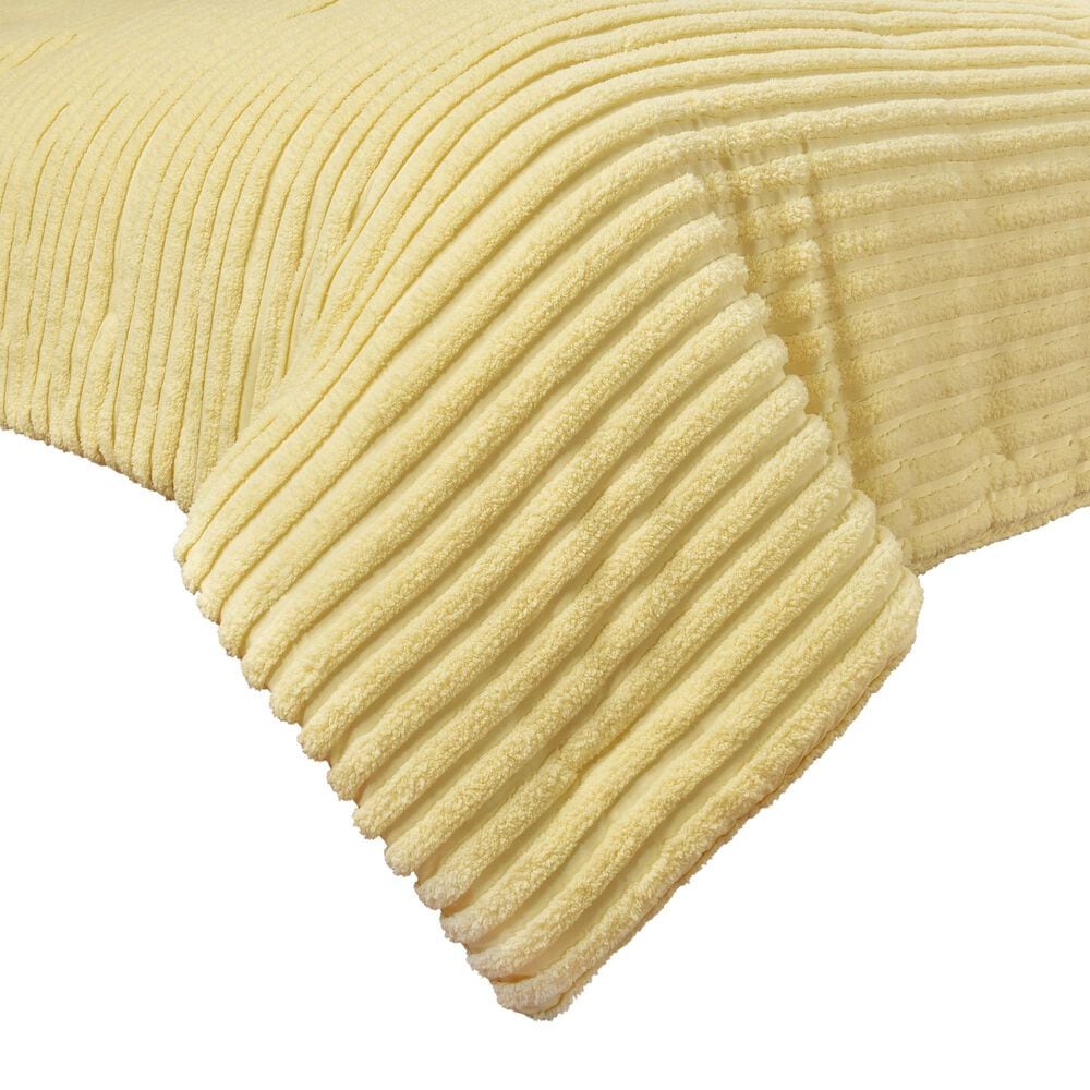 J. Queen Bold Darby 2-Piece Twin/Twin XL Comforter Set in Yellow, , large