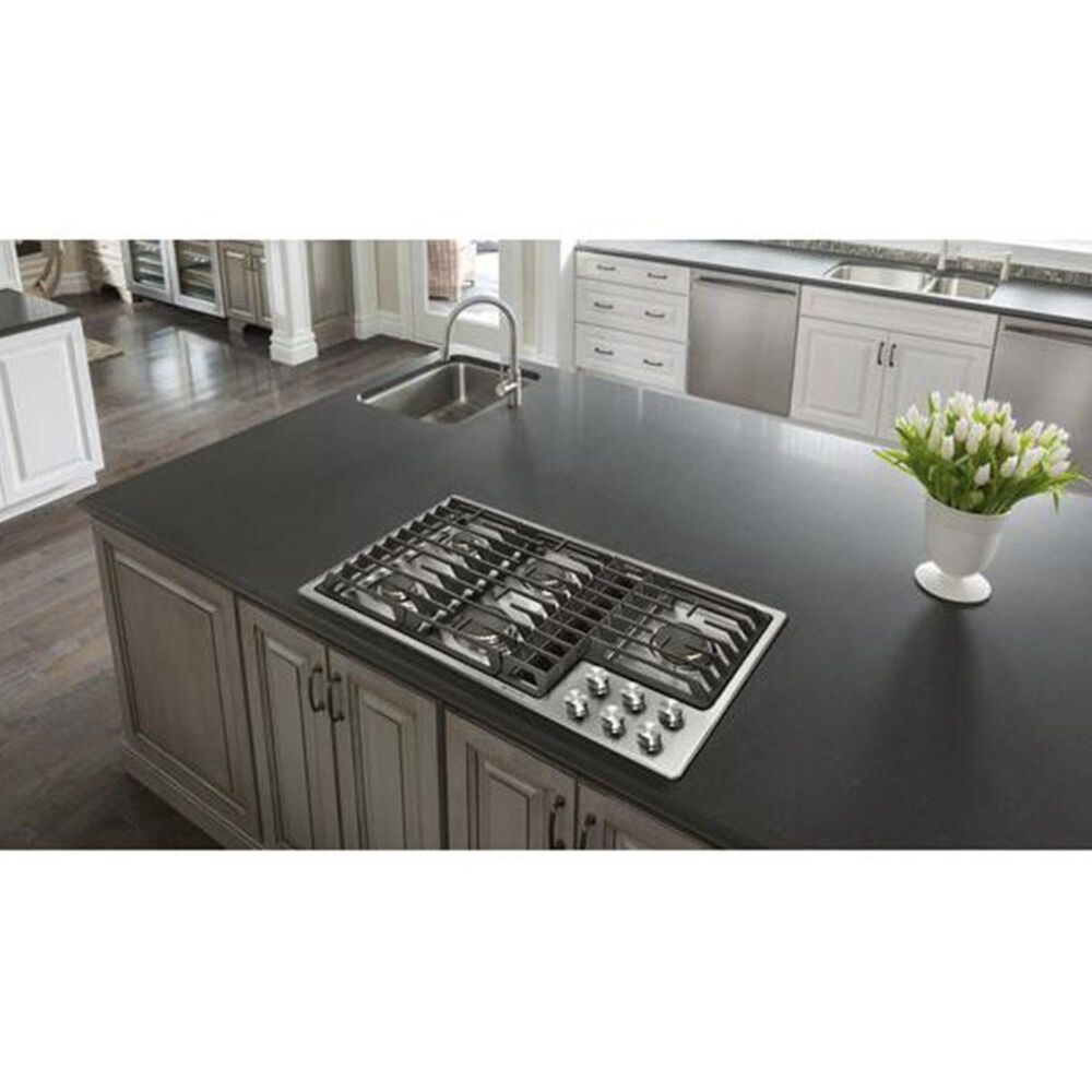 Whirlpool 36 JX3 Gas Downdraft Cooktop in Black Nebraska Furniture Mart