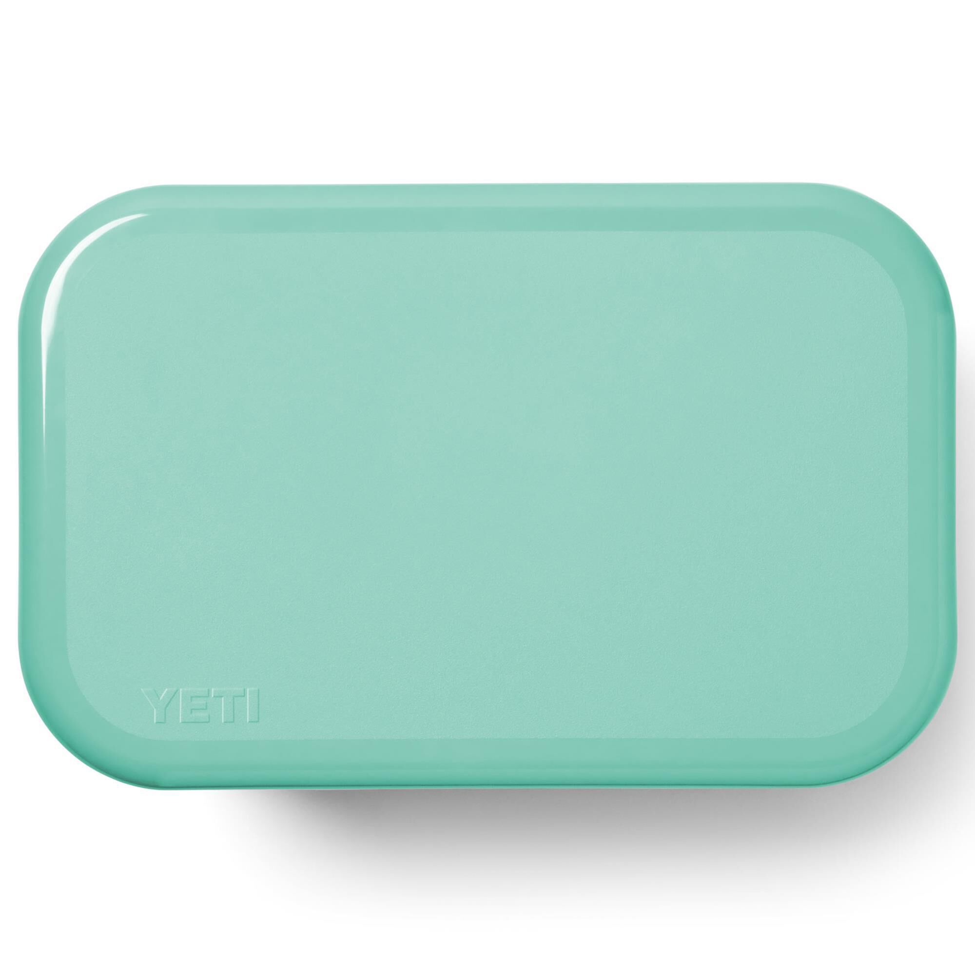 YETI Roadie 15 Hard Cooler in Seafoam